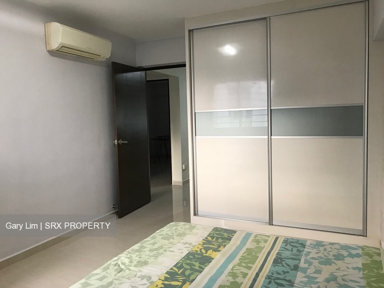Bukit Batok Central thumbnail photo